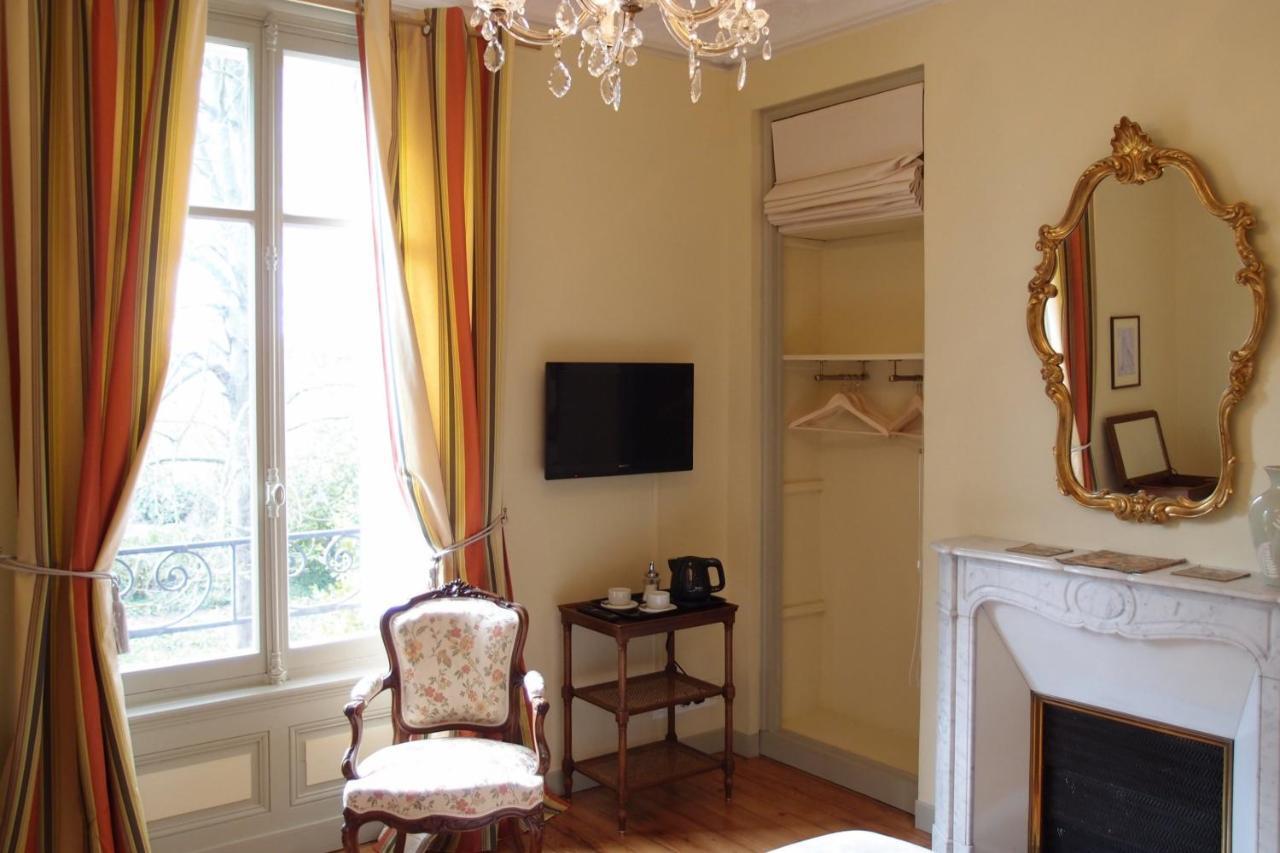Chateau De Launay Méry-Corbon Rum bild