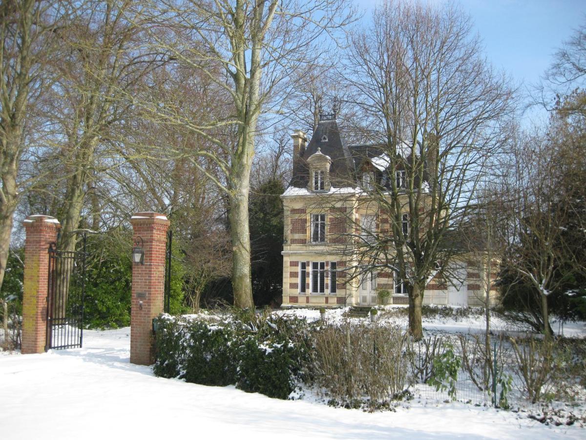Chateau De Launay Méry-Corbon Exteriör bild